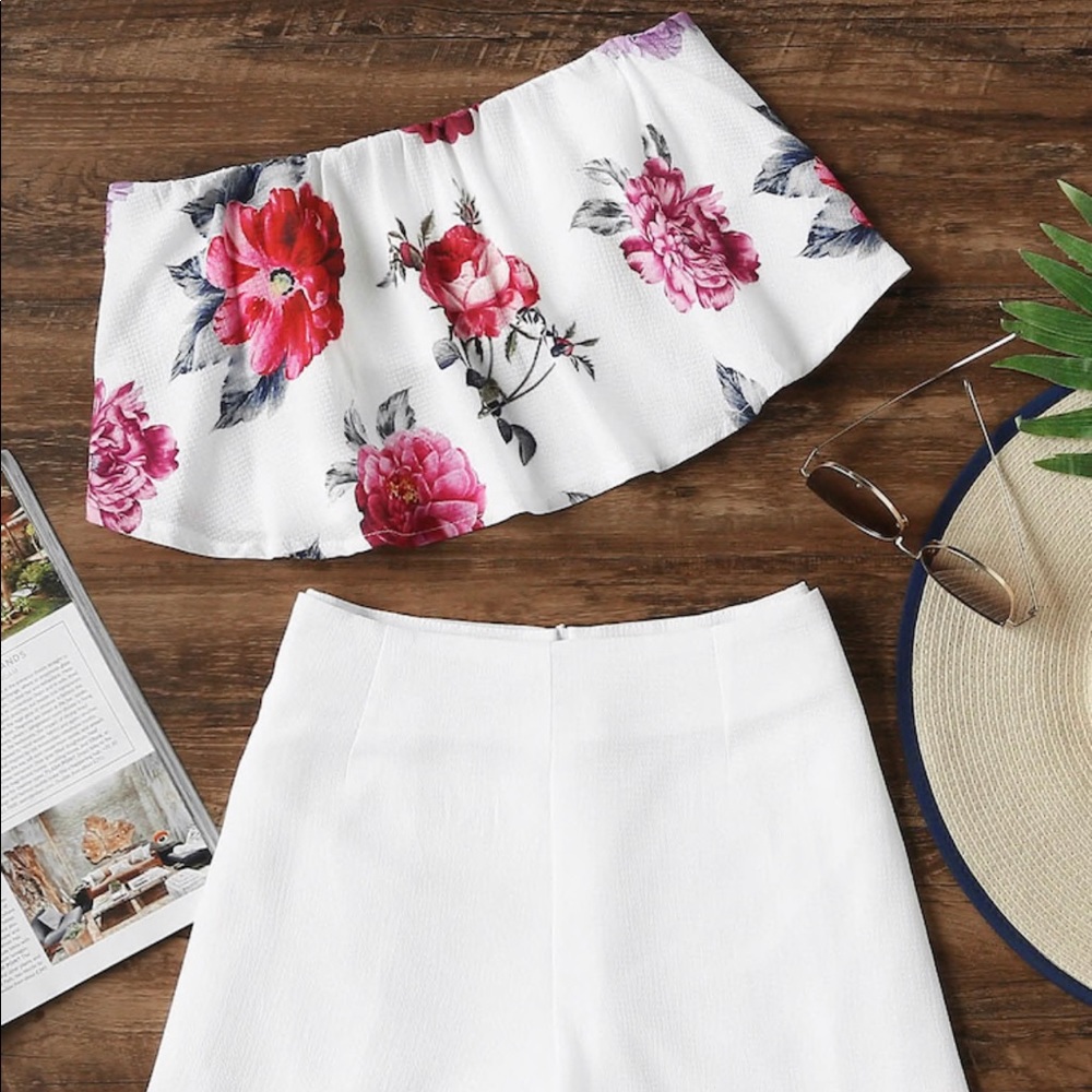 Bandeau Top with shorts NWT